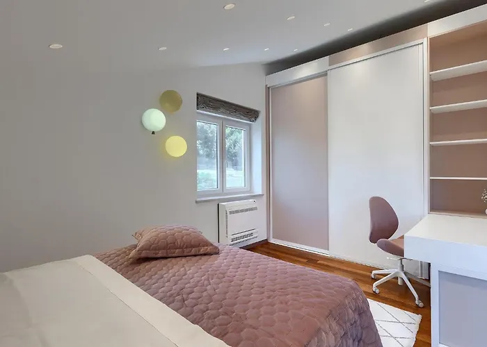 Forest Bay 펜션 풀라