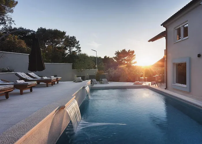 펜션 Forest Bay 풀라